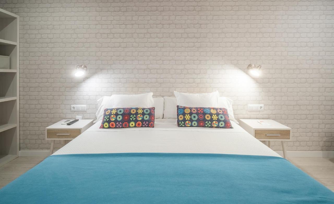 Hostal Menurka ثيوداديلا المظهر الخارجي الصورة