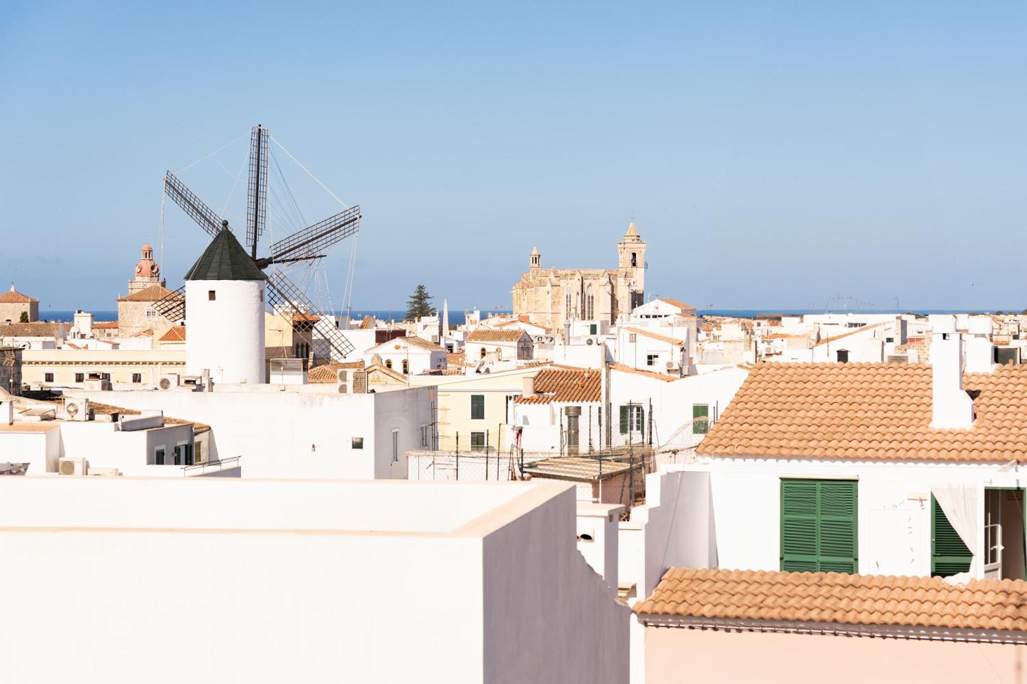 Hostal Menurka ثيوداديلا المظهر الخارجي الصورة