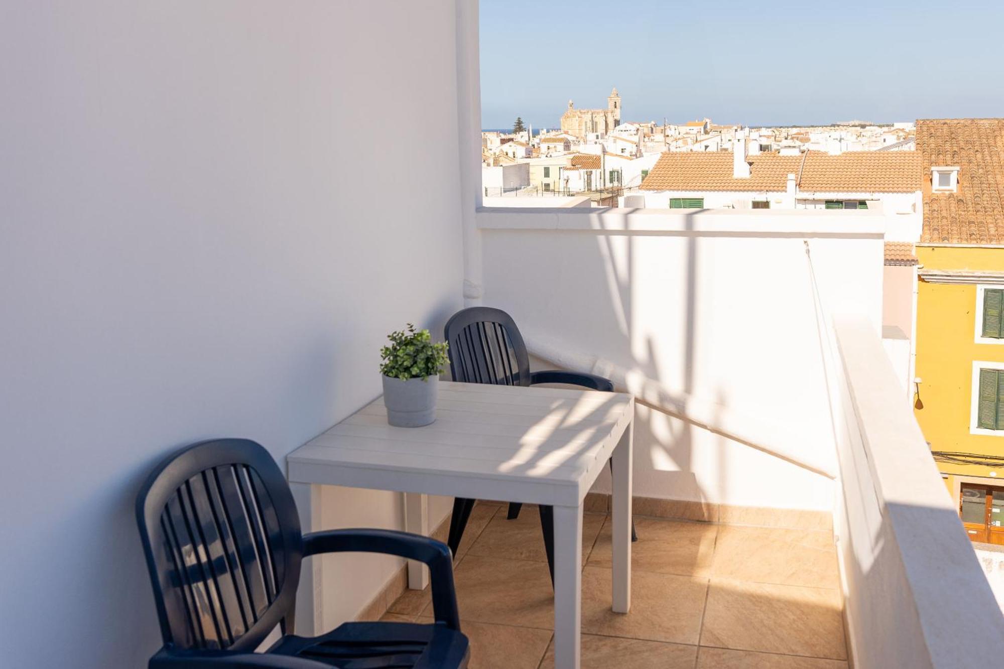 Hostal Menurka ثيوداديلا المظهر الخارجي الصورة