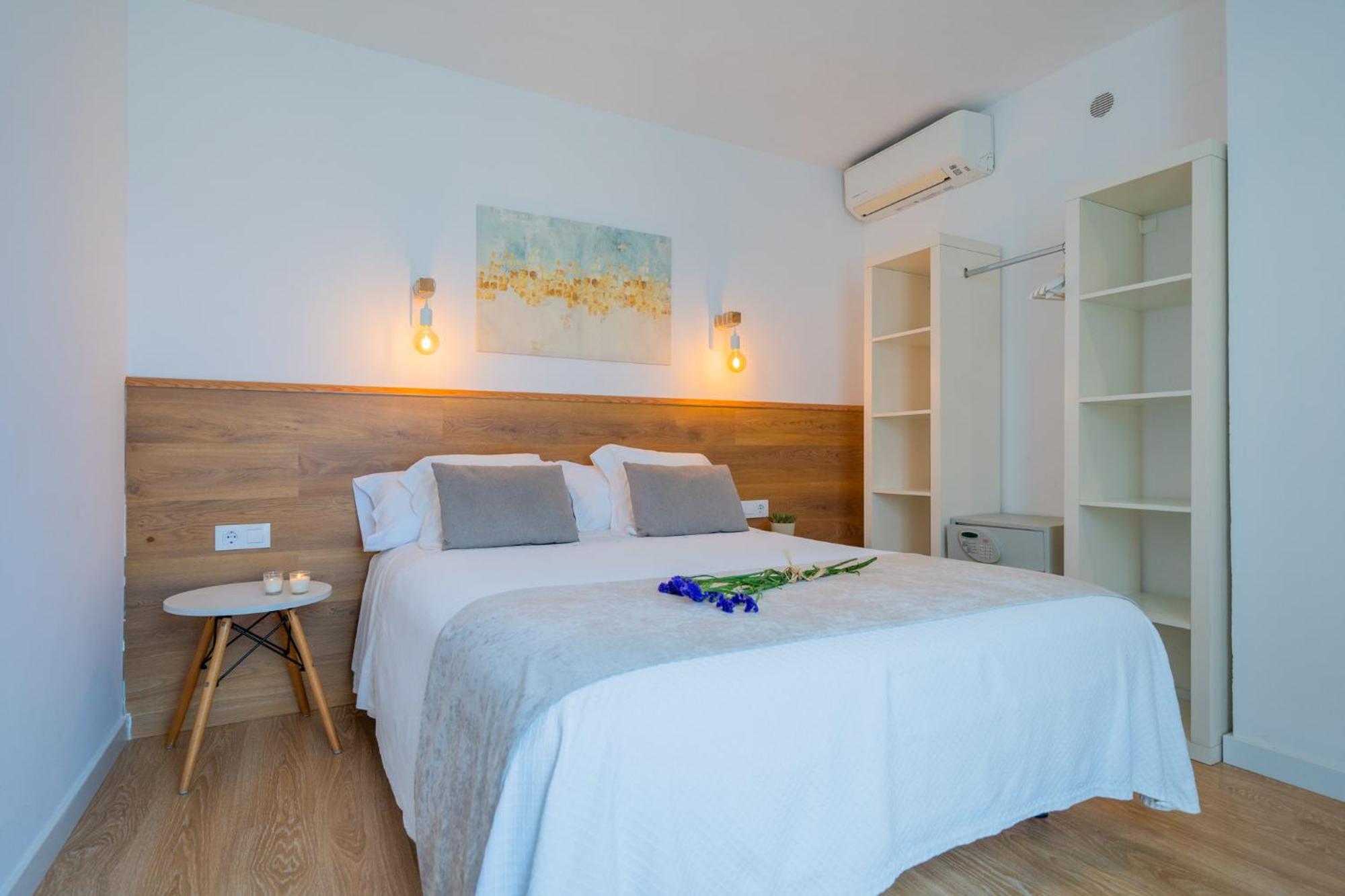 Hostal Menurka ثيوداديلا المظهر الخارجي الصورة